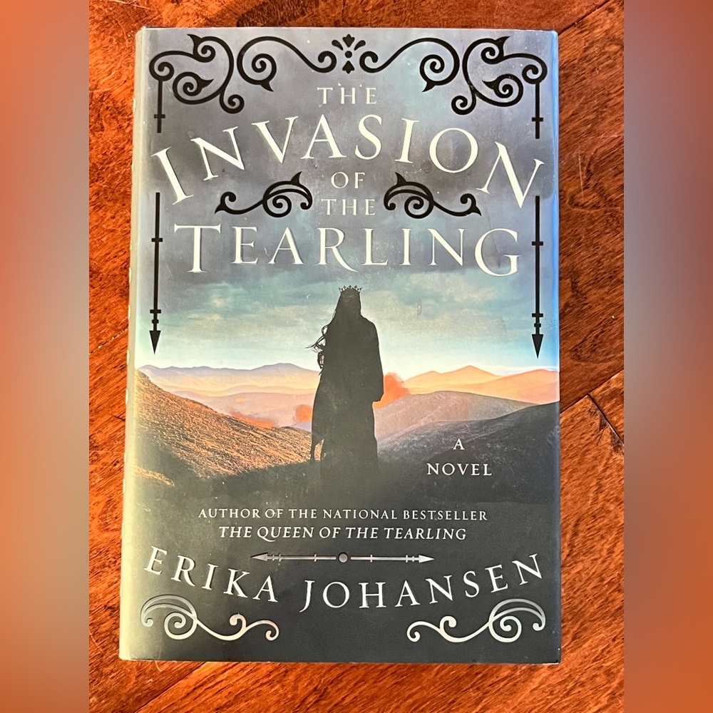 'The Invasion of the Tearling' Coffee Table Book - Black and Gray